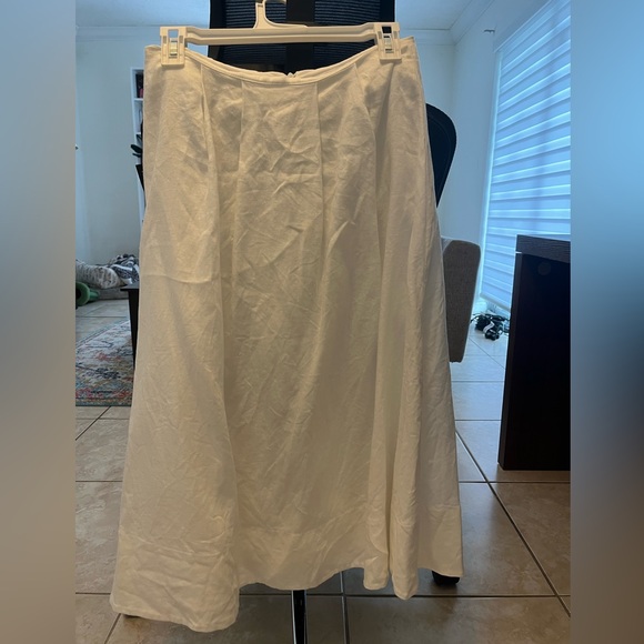 Moya reformation linen two piece set - Picture 7 of 7